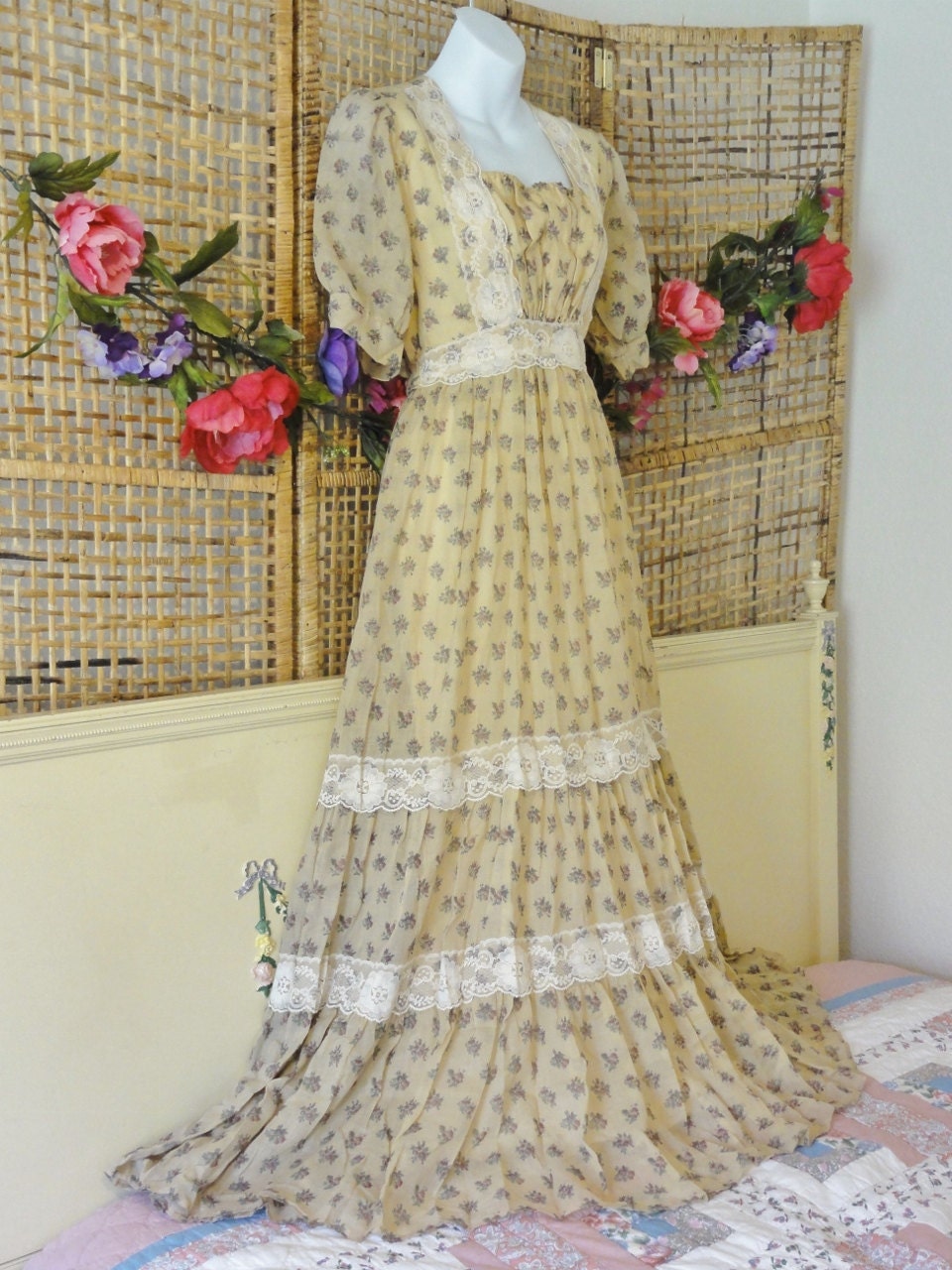 Vintage 70's Boho Hippie Purple Flower Prairie Wedding Maxi Dress