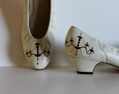 SHINE - VINTAGE cream PUMPS with hand drawn chandelier