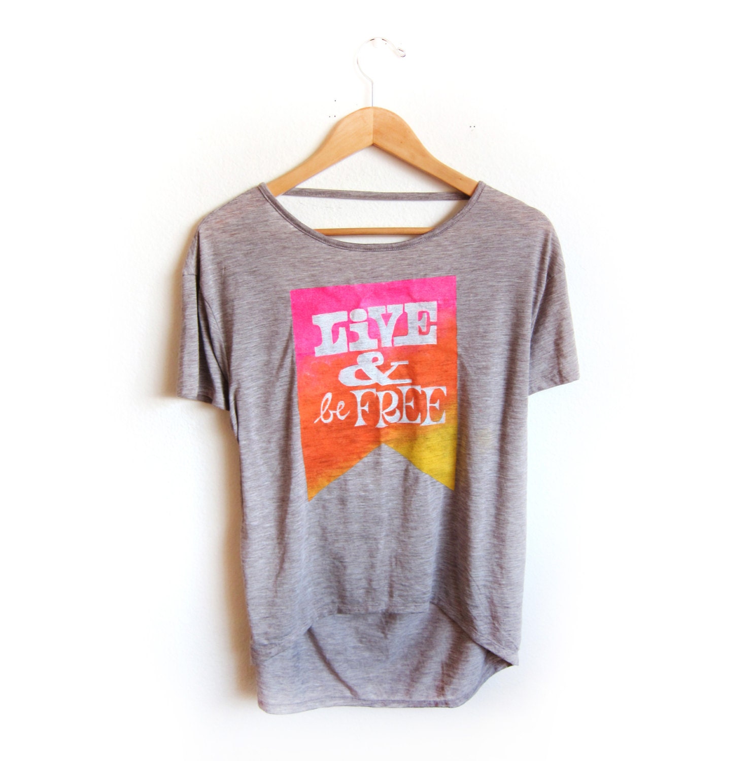 LIVE & Be FREE - Pennant Banner Hand Stenciled Deep Scoop Back Neck Hi Lo Heather Burnout Tee in Ash Brown with Neon Citrus Pink - S M L XL