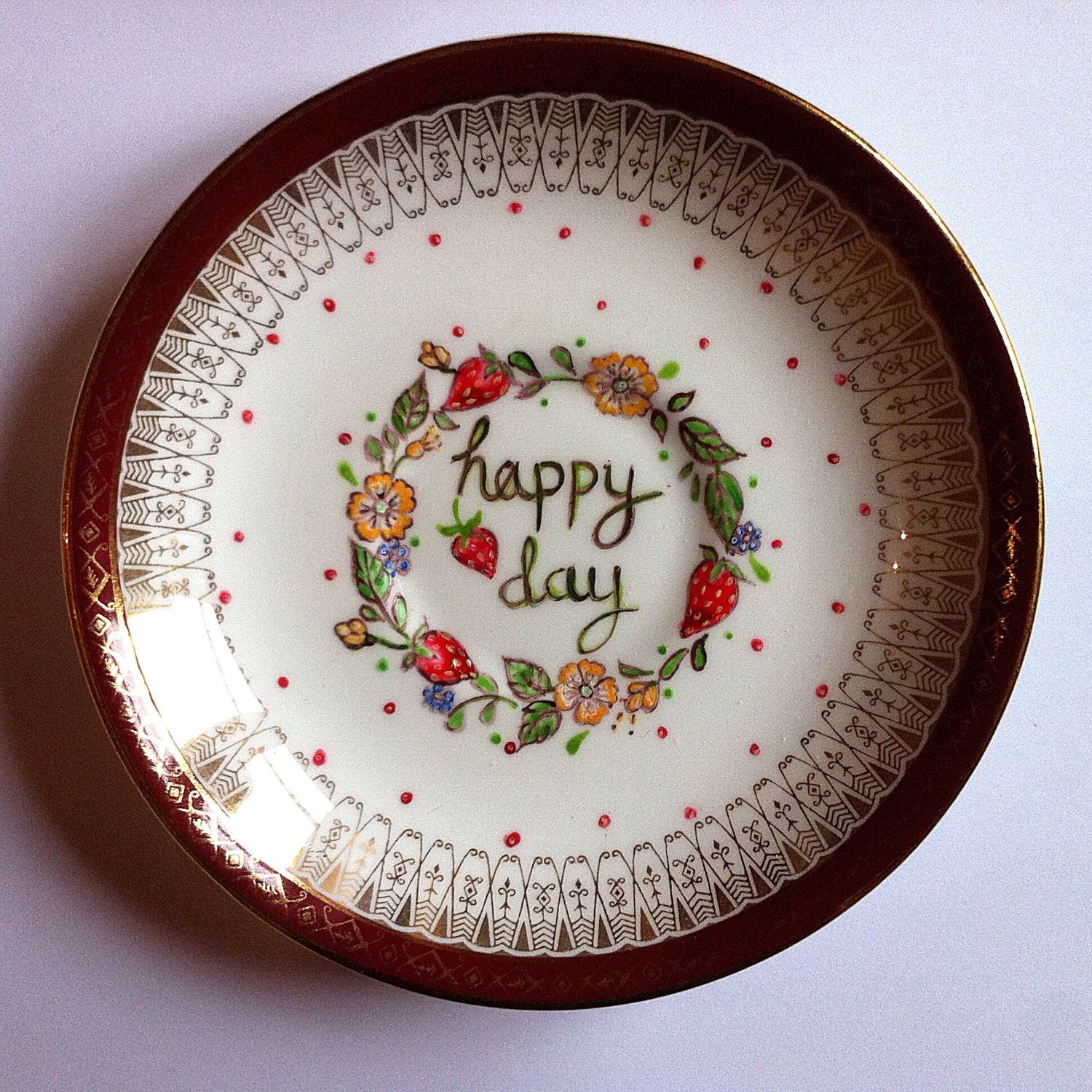 Little strawberry and flower Happy Day Vintage Illustrated Plate