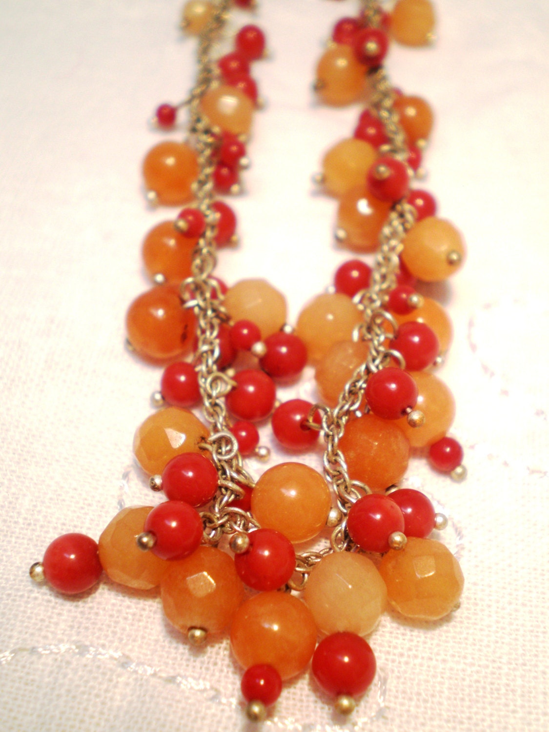 Vintage Necklace / Choker / Collar Clustered Orange N Red Faceted Glass Beads 70s Retro Summer Statement