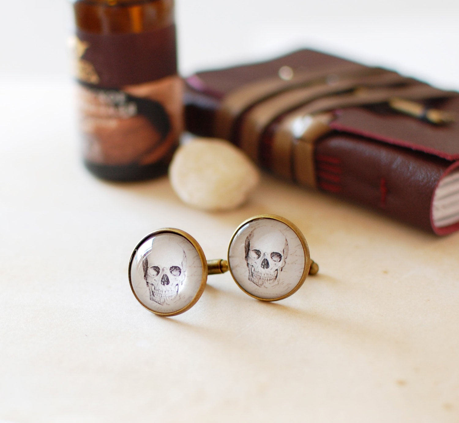 Skull Cufflinks. Antique Human Skull Cufflinks. Goth Wedding Accessory.