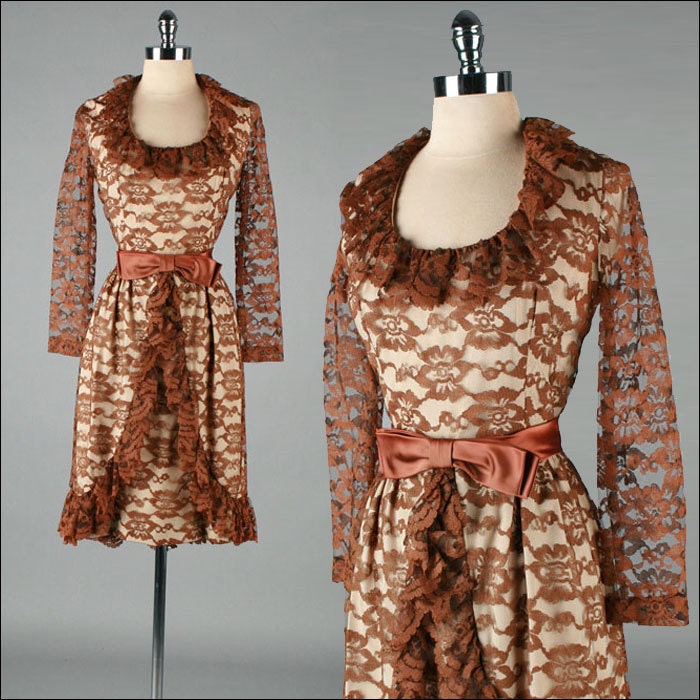 Vintage 1960s Dress . LEE JORDAN . Lace Dress . 3143