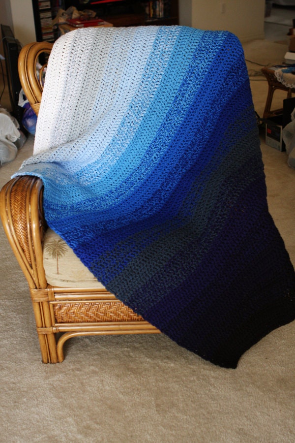 Blue Sea Ombre Afghan - Beautiful Gradient Blanket from Dark to Light