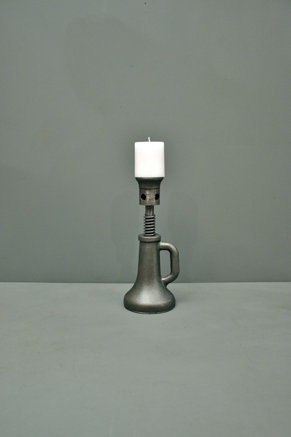 Industrial Cast Iron House jack - Small Candlestick