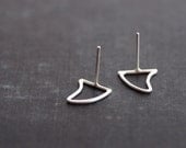 Claw Earrings - Sterling Silver - Posts - Studs