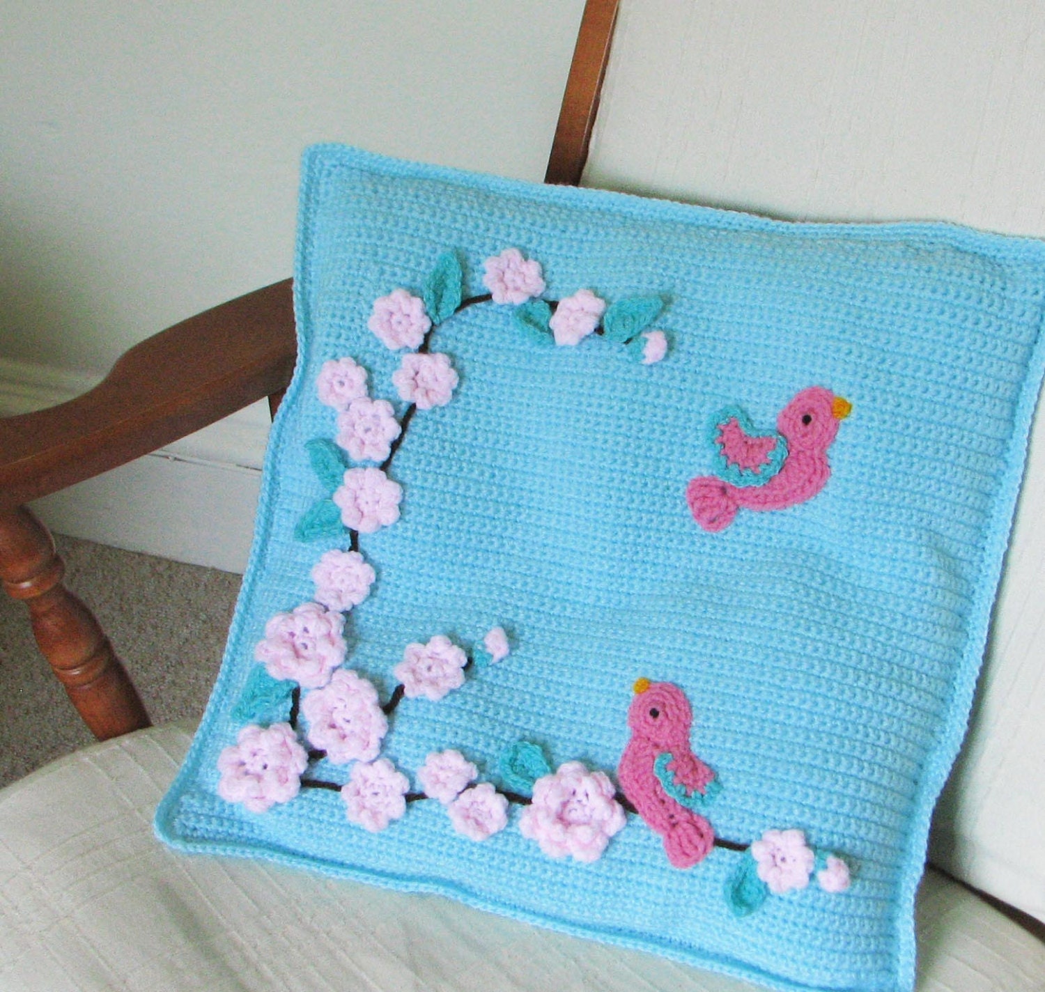 Crochet Pattern for Pillow cover with bird and flower appliques - INSTANT DOWNLOAD .pdf
