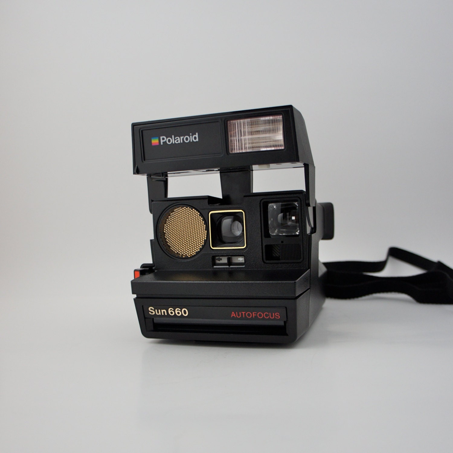 Polaroid Sun660 Autofocus Land Camera - 600 Film