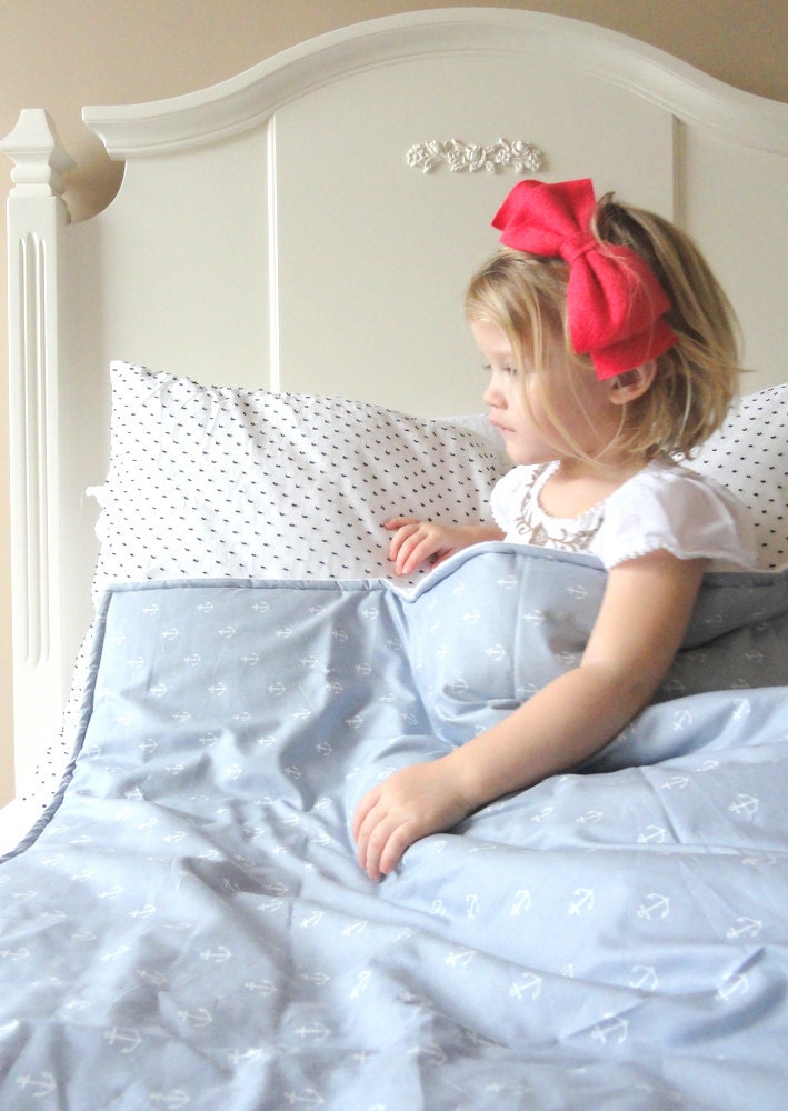 Handmade Baby Bedding -  Baby Comforter - Toddler Comforter - Anchors in Gray - Nautical - Grey and White -
