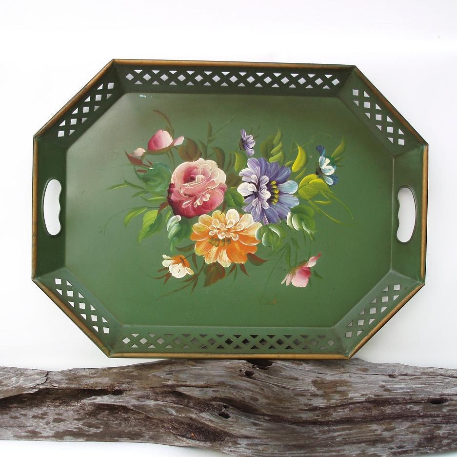 Vintage Metal Serving Tray, Toleware, Hand painted Tole Tray, 1940s Kitchen Decor, Shabby Chic / Cottage Decor