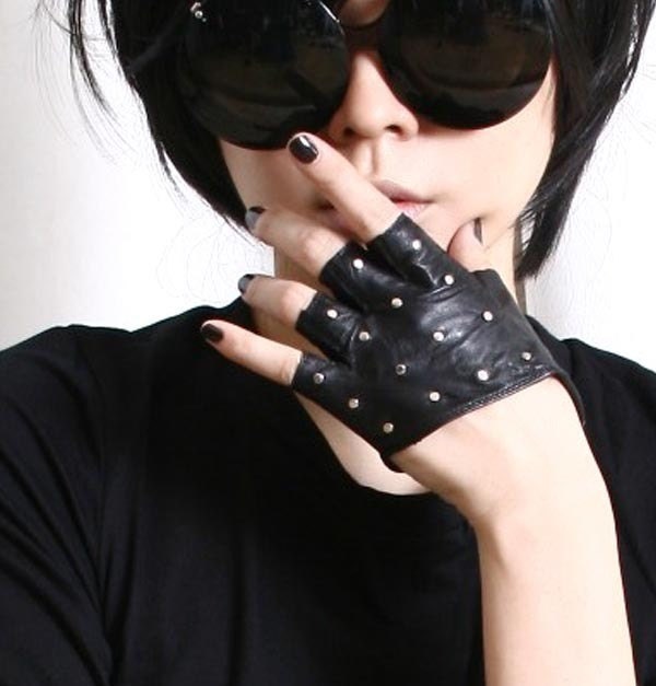 Genuine Leather Runway Punk Rocker Fingerless Sparkling Stud Biker Rider Gloves FREE SHIPPING