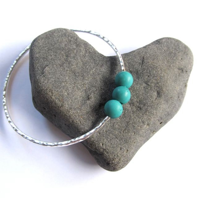 Sterling Silver Bangle, Turquoise, Hammered, Turquoise jewelry, Silver Bracelet, Gift for Her, Spring Fashion