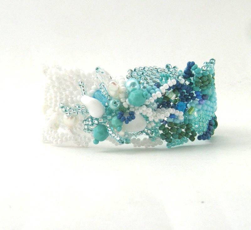 Beadwork bracelet, Beaded bracelet, Seed bead bracelet, Freeform bracelet, Beaded jewelry, Turquoise, blue and white