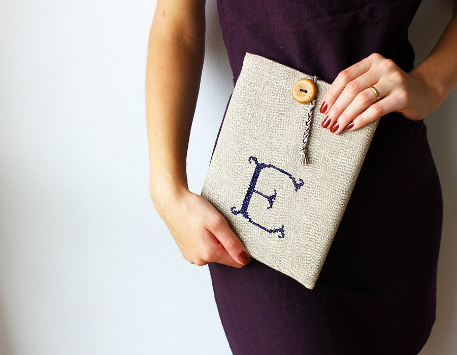 iPad case Monogrammed - Embroidered iPad case -  Personalized gift - Unisex