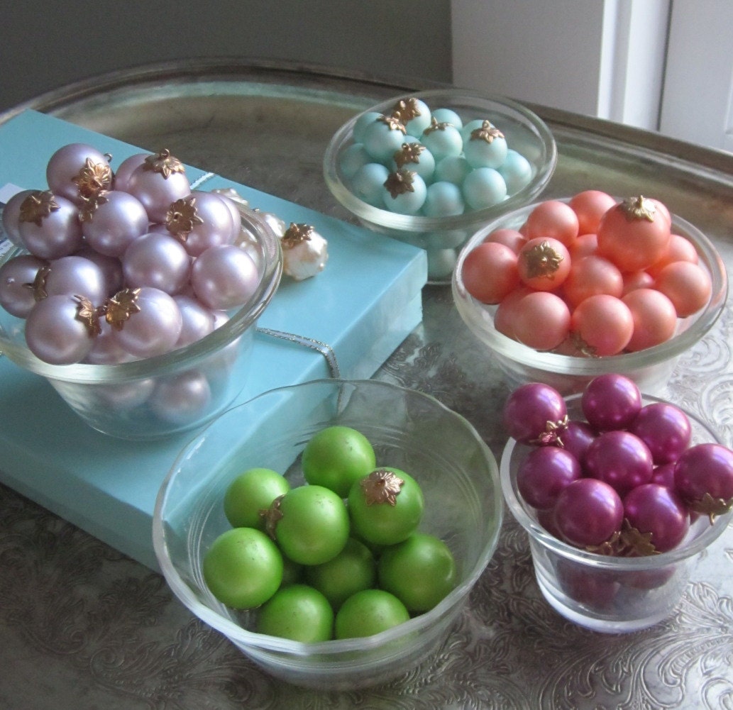 Vintage Luscious Glass  Pearl Drops  With Leaf Tops