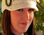 Women's College-Themed Brimmed Beanie - White w/ Green