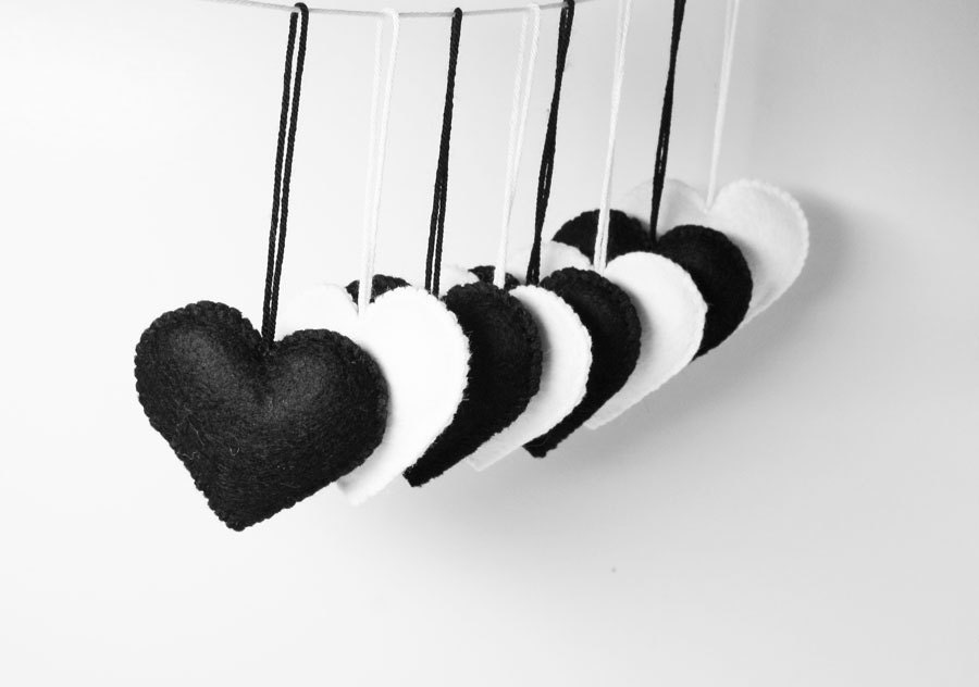 Set of 8 Felt Hearts - Black and White - Handmade ornaments - Father's Day, Boy's Birthday party, Halloween decoration - Home decors