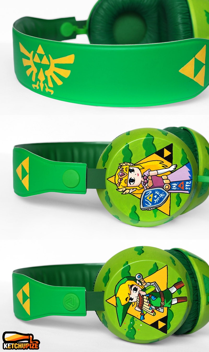 Legend of Zelda headphones earphones handpainted Link Triforce green yellow