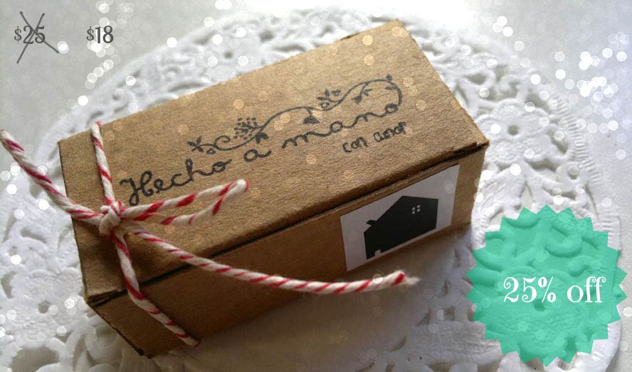 25% off //stamp for handmade crafters packaging// "HECHO A MANO con amor"  message tag