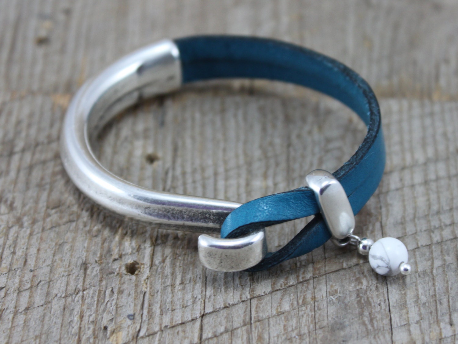 Ocean Blue Leather Bracelet with White Turquoise Bead