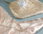 Wedding clutch with white flower. Unique bridal handbag with gold aplique. Embroidered bridal purse. Unique eavning bag for bridesmaid.