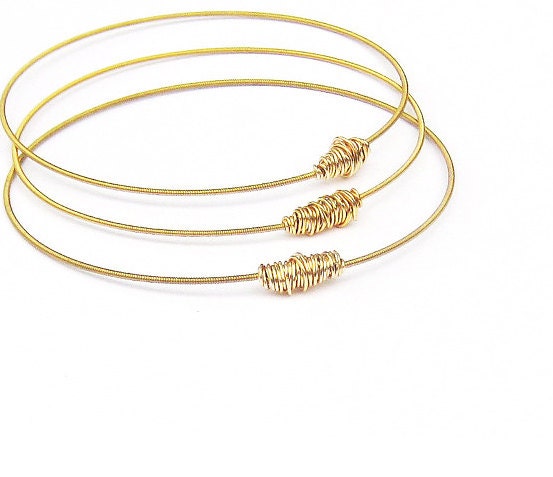 Gold Bangle Bracelet Stack // Set of 3 // Single Thick Bangle // Recycled Guitar String // Eco-Friendly Jewelry // Gift
