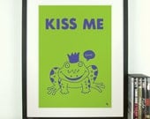 Frog prince green blue kiss me quote poster print art - Kiss me - A3