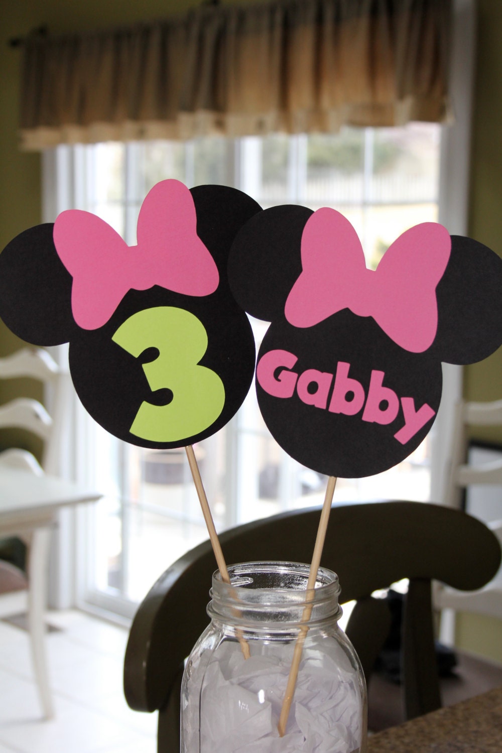 Minnie Mouse Centerpiece Stick 1