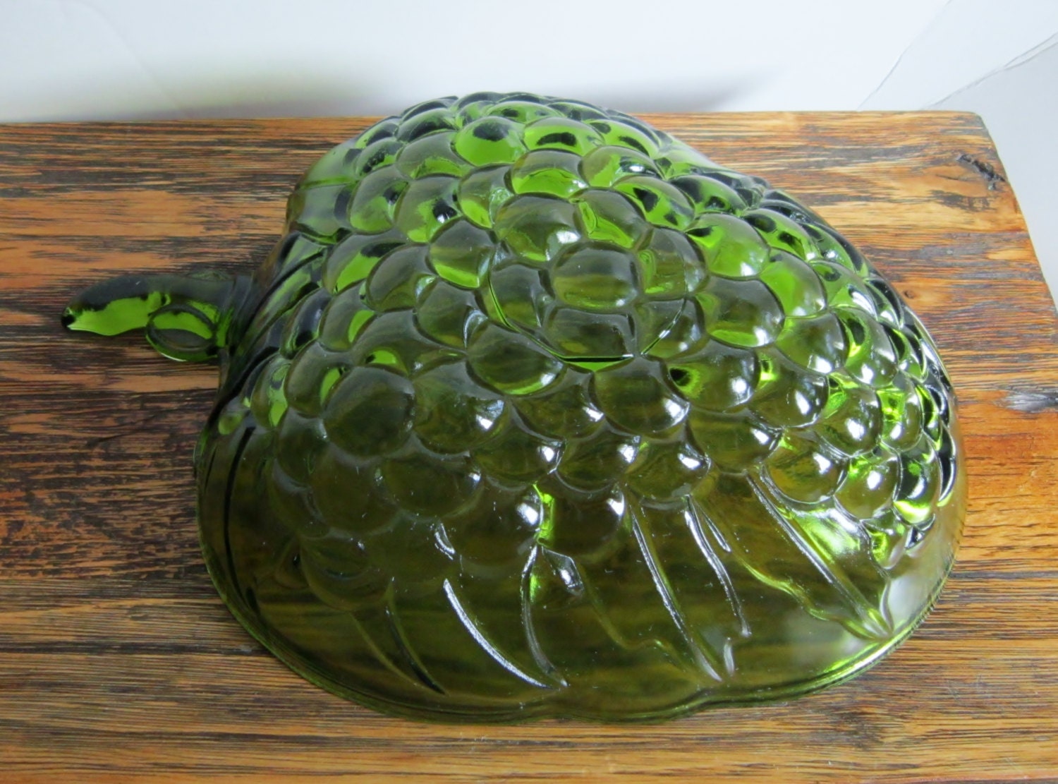 Green Grapes Glass Serving Dish Bowl