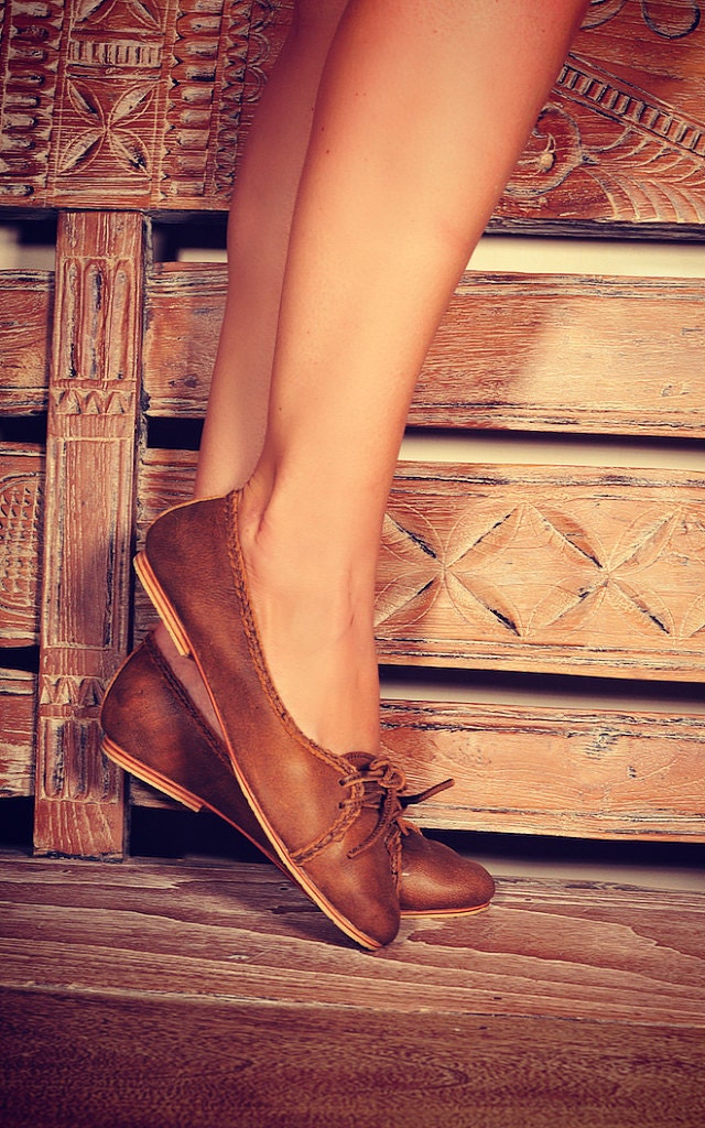 SASHA. Lace up leather ballet flats. Womens flat shoes. Sizes US 5-14.