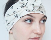 BUY-1-GET-1-FREE: Bird Print Head Scarf