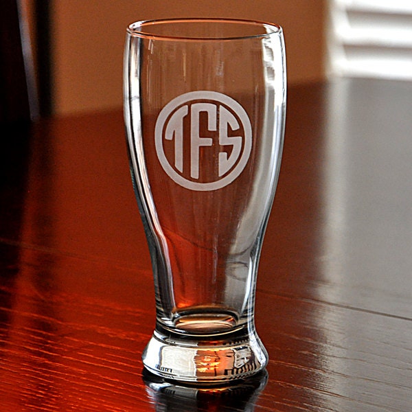 Monogrammed Etched Beer Pub Glass Wedding Best Man Gift