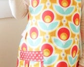 Size 5-7 yrs - Mod tulip children's reversible apron - Joel Dewberry - Amy Butler - red, blue, polka dot