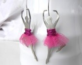 Amazing earrings with handmade ballerinas with fuchsia tutu