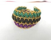 Trendy friendship bracelet with gold chain, suede cord, stackable bracelet