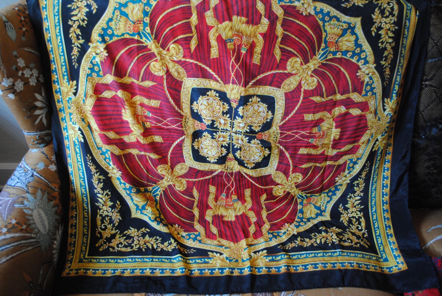 Vintage 1980s gold black baroque rococo scarf