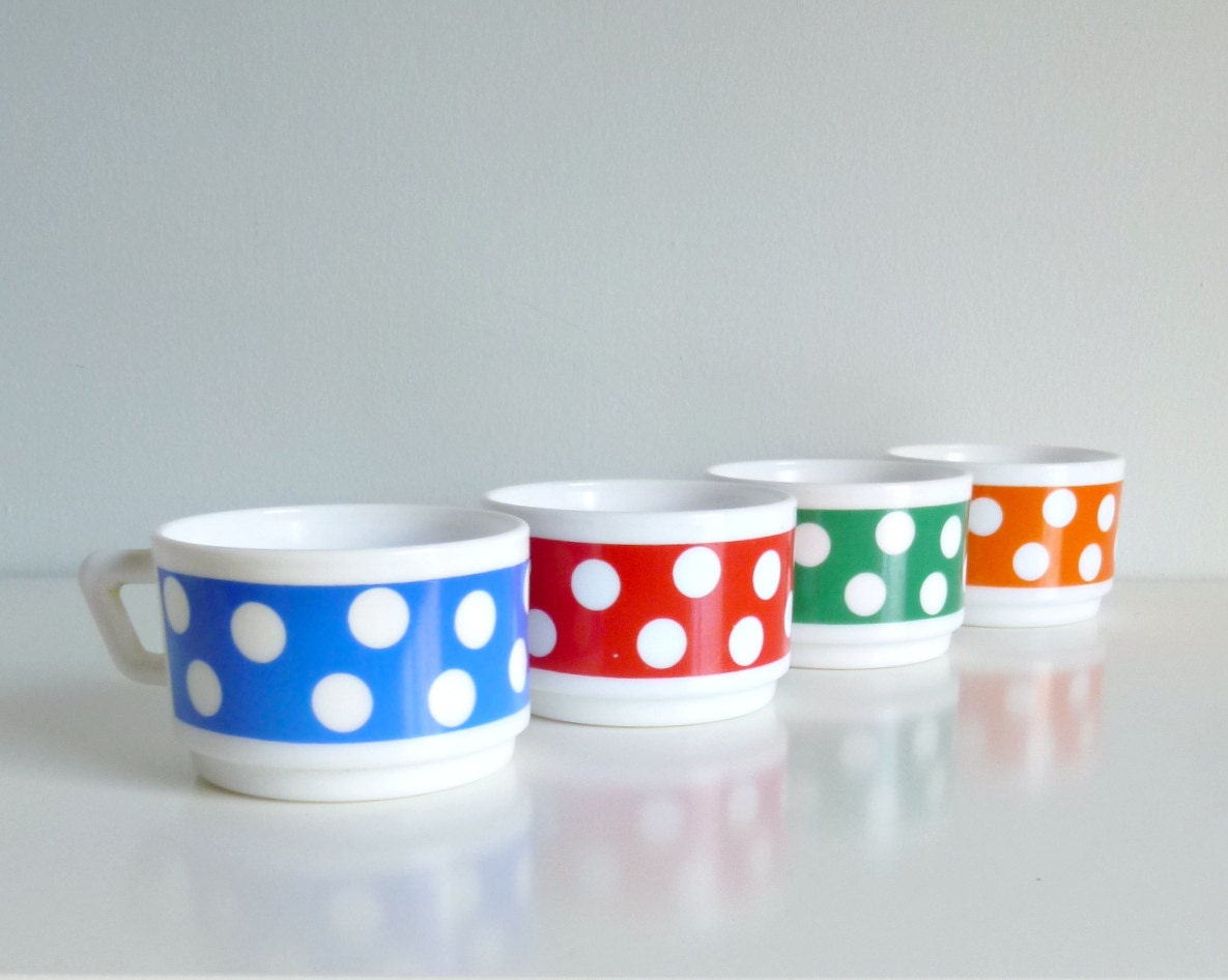 Mid Century Polka Dot Tea Coffee Cup x 4 - Rainbow, Red, Blue, Green, Orange, Pantone - Arcopal, France - Mad Men, 1970's Kitchen, Summer