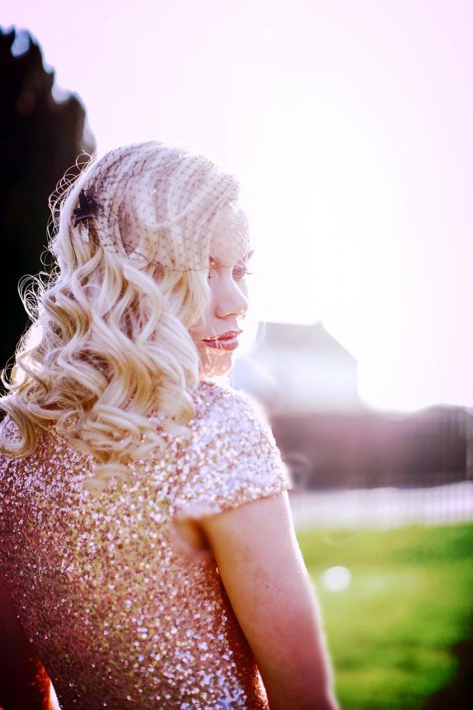 Daisy - Flower Birdcage Visor Veil