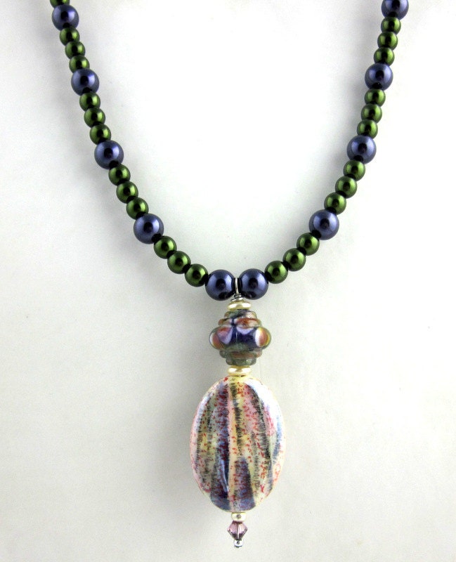 Green and Purple Pendant Necklace, Beaded Necklace, Beadwork Necklace, Beaded Jewelry, Women's Jewelry,  Gifts for Her