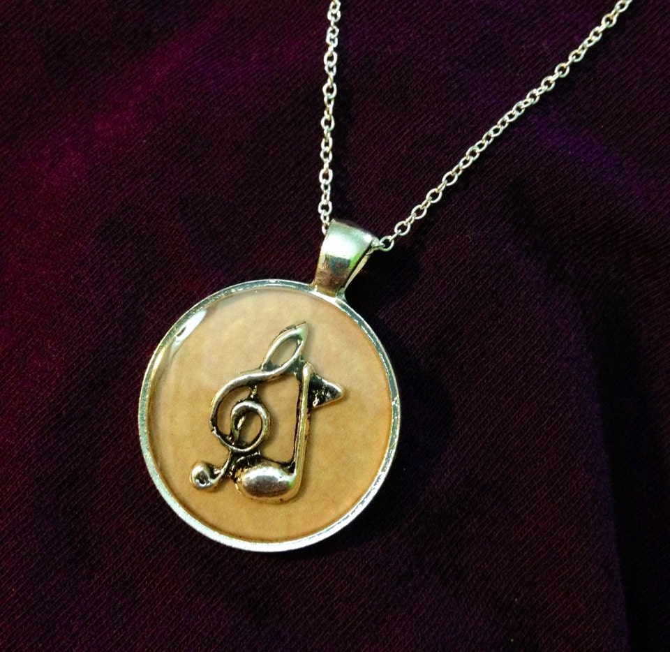 Treble Clef and Music Note Pendant Necklace