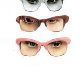 Eye love you collage illustration a4 digital print.indie love art print. red love glasses collage illustration. geek love specs indie