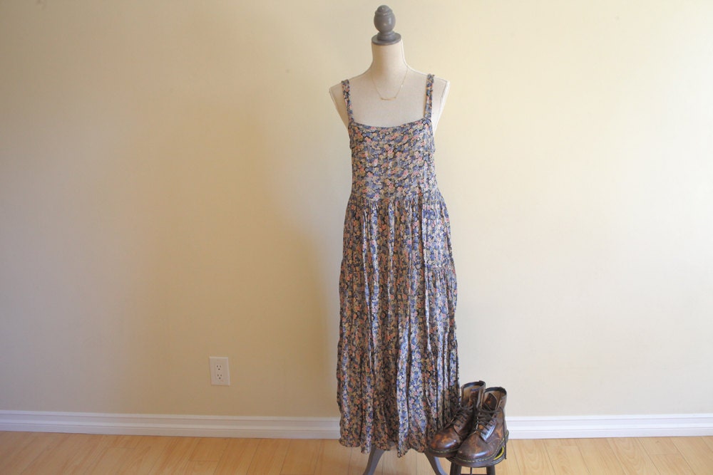 T.T. Mar 90's Dress