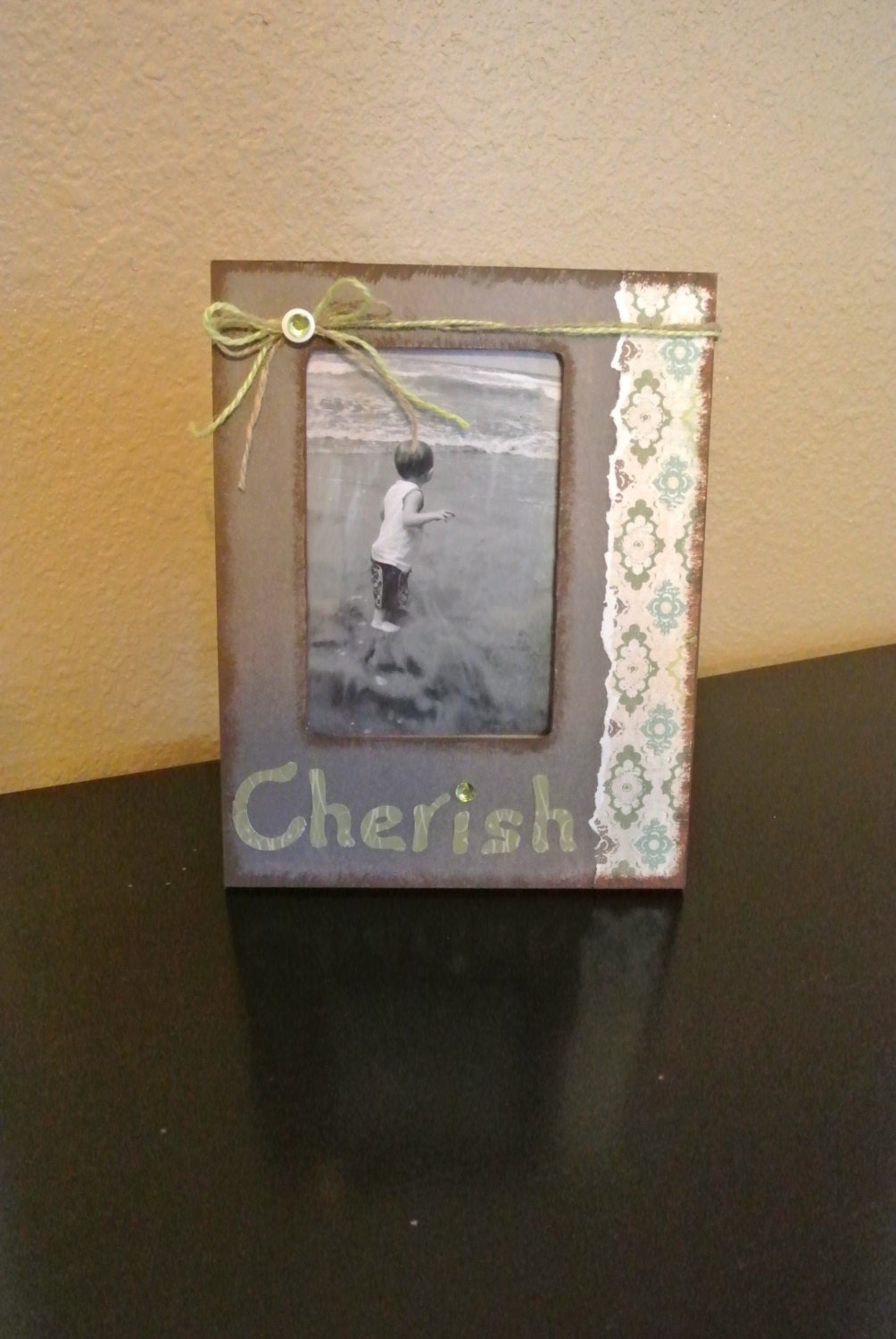 Cherish 4 x 6  picture frame - brown, green and tan