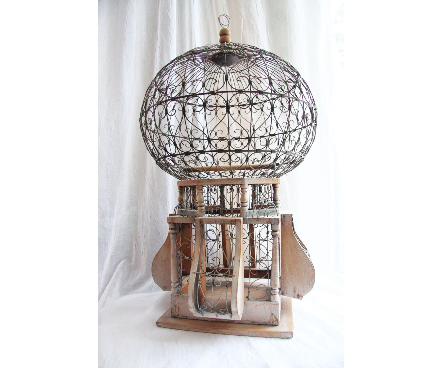 Large Vintage Victorian Bird Cage, 1800s Round Dome Bird Cage Home Decor, Large Size, Original Wirework and Paint