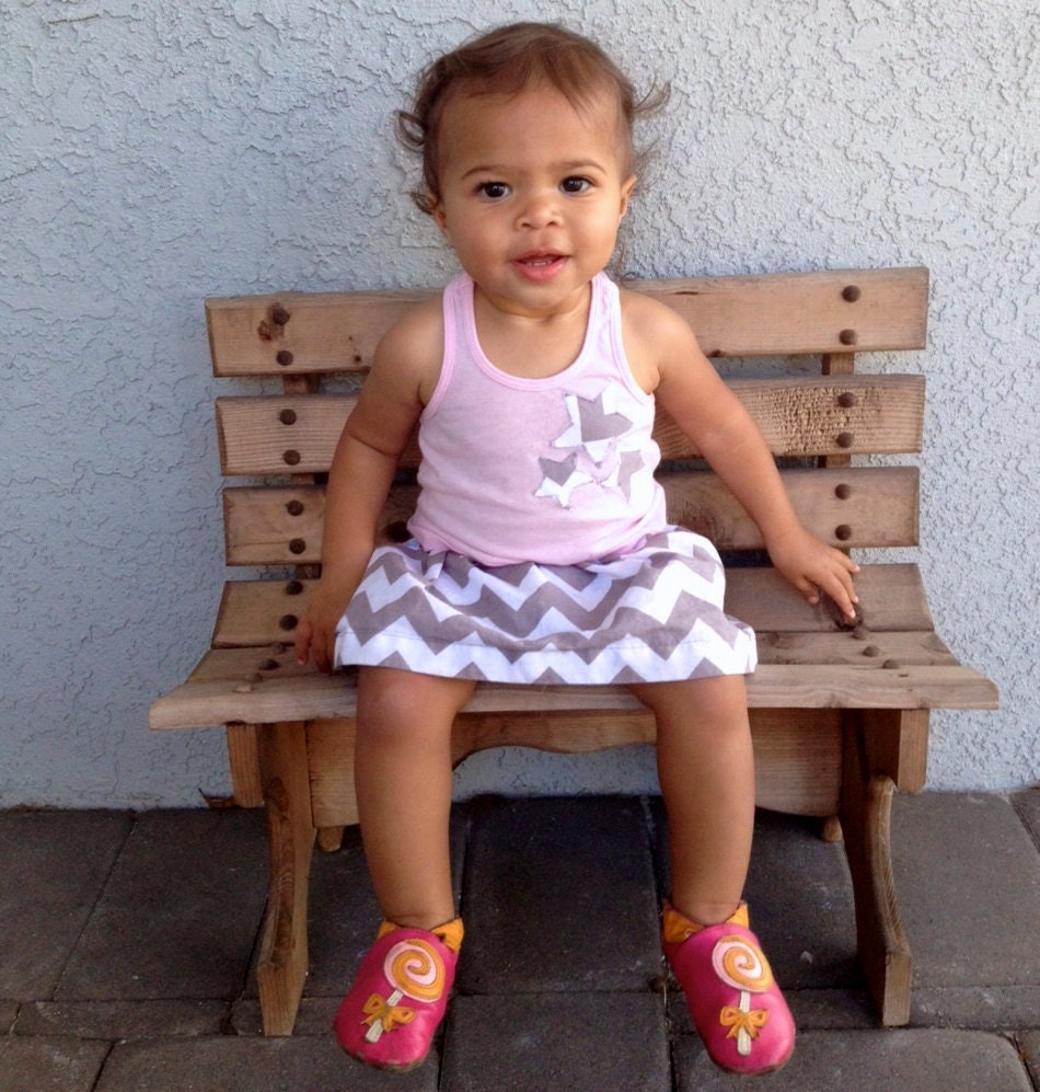 Gray and white Chevron Riley Blake Skirt set, Star appliqué , infant / toddler skirt sets, handmade clothing by Willowbeeapparel