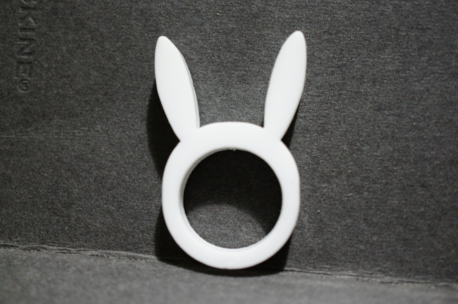 Rabbit Ear Ring