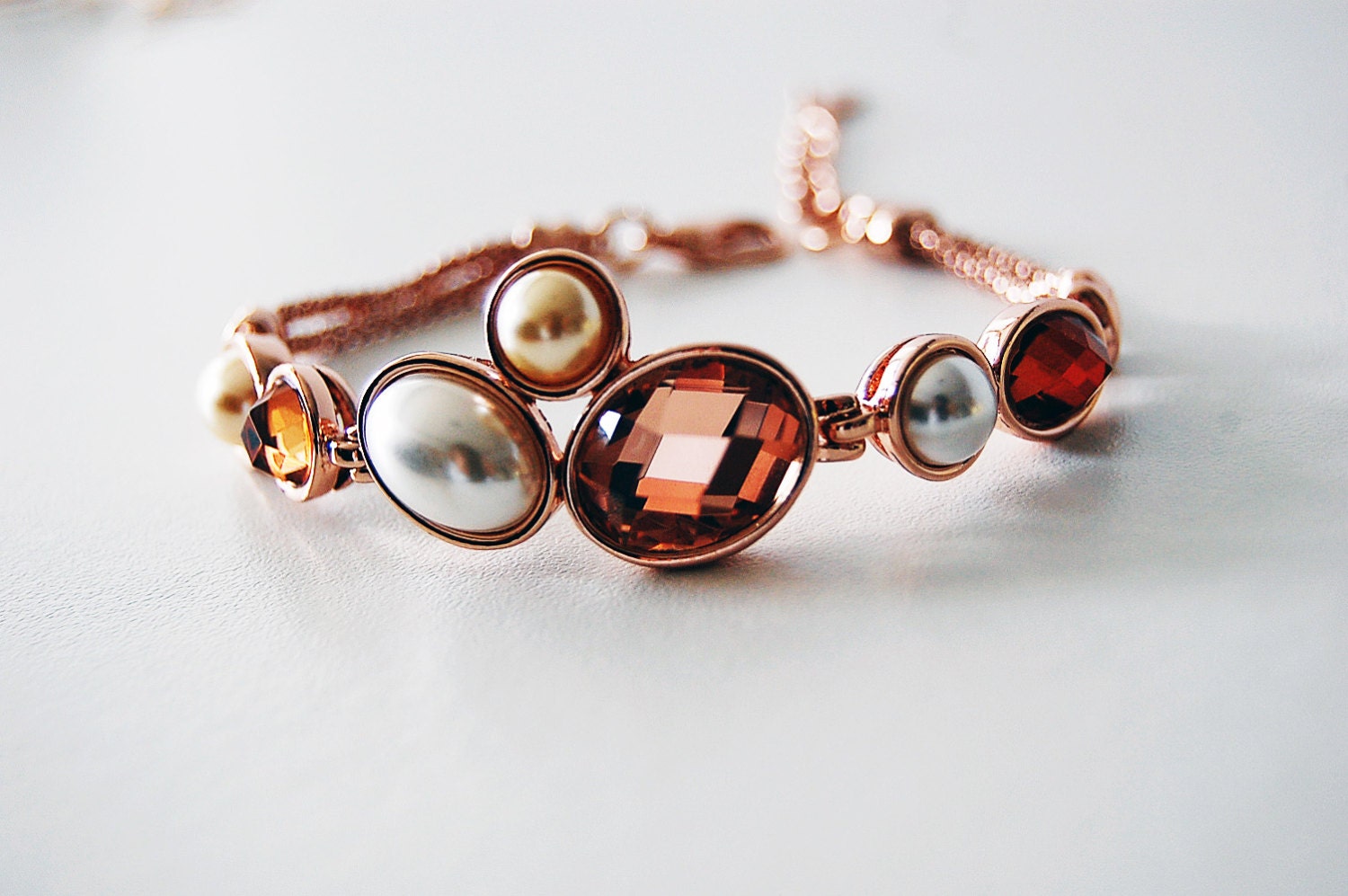 White Pearl Faceted Crystal Rose Gold Bracelet Simple Pretty Bangle Statement Jewelry Bridemaid Wedding Bracelet Rhinestone Jewelry