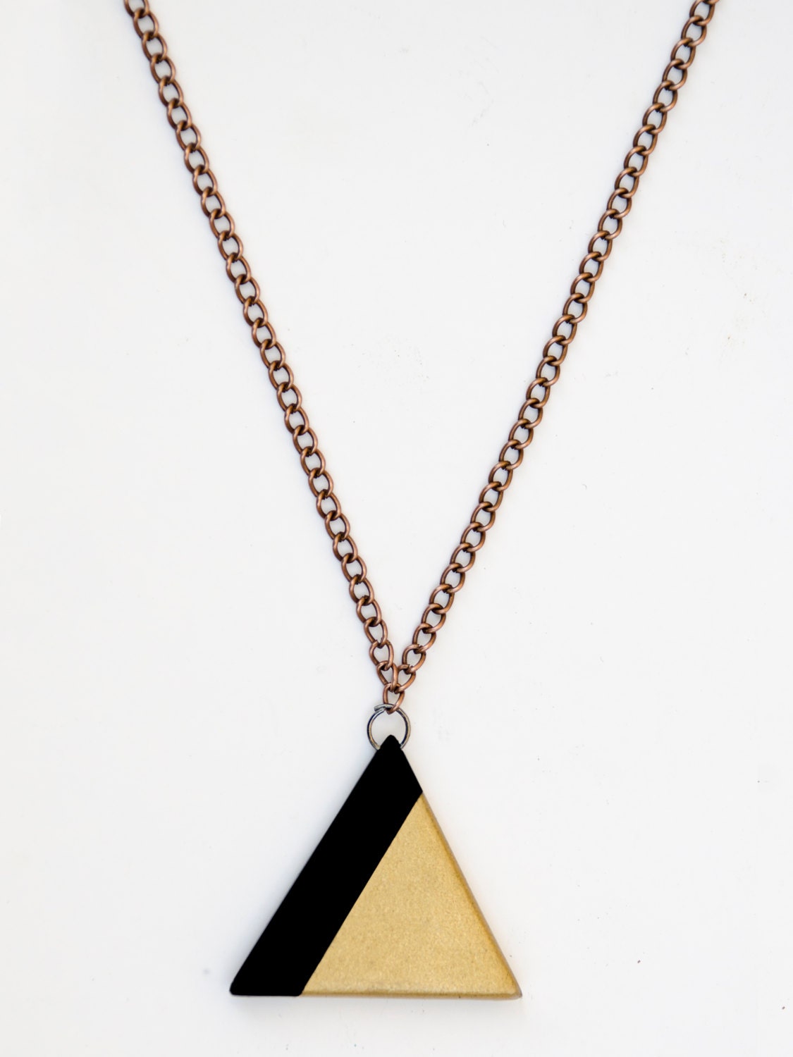 Triangle Necklace - Gold/Black Géométrie Spring Collection