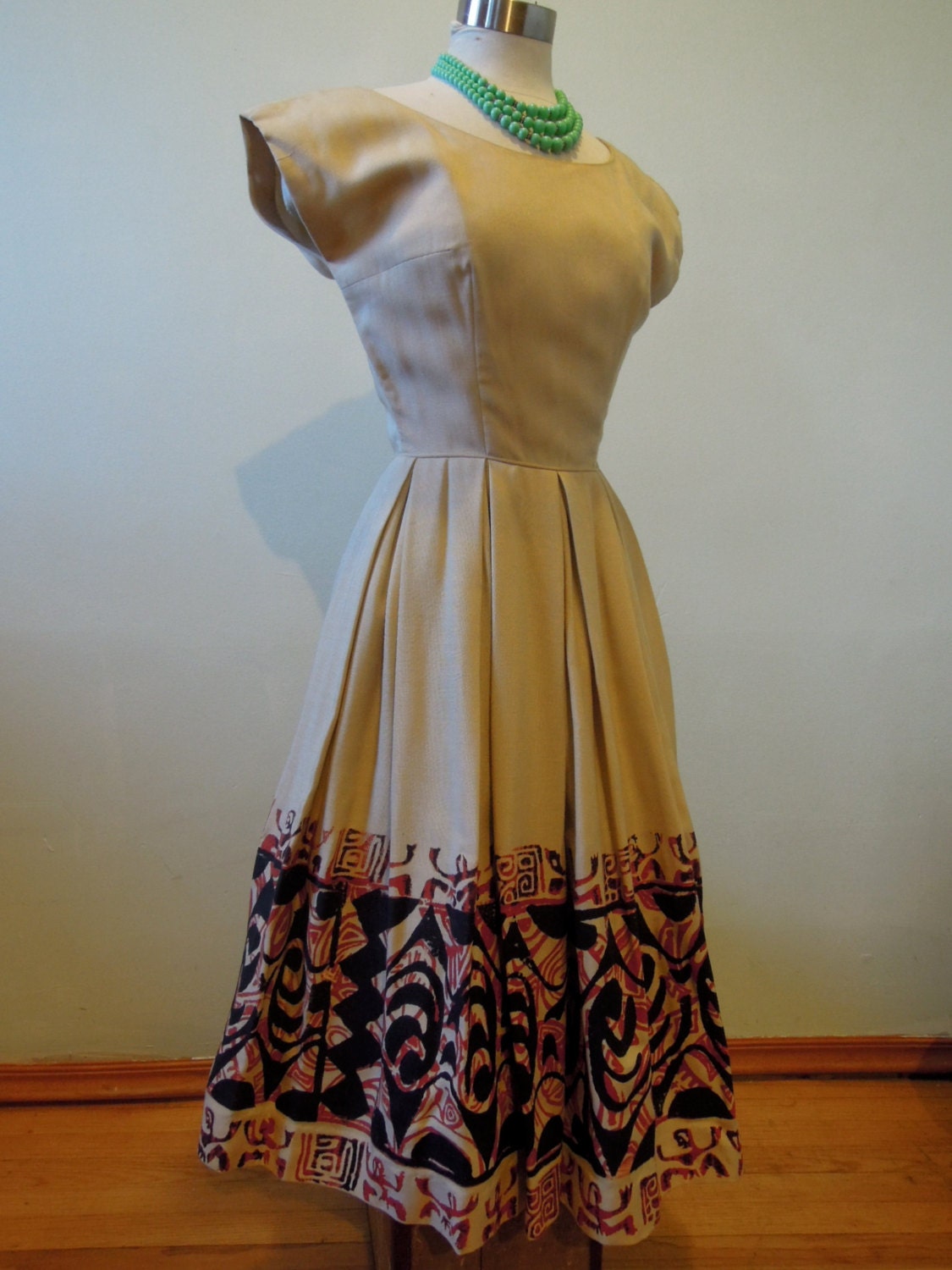 1950s Vintage dress with tropical tribal printed skirt