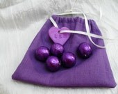 10 Linen Drawstring Bag Favours Chocolate Balls filled Personalised Luxury